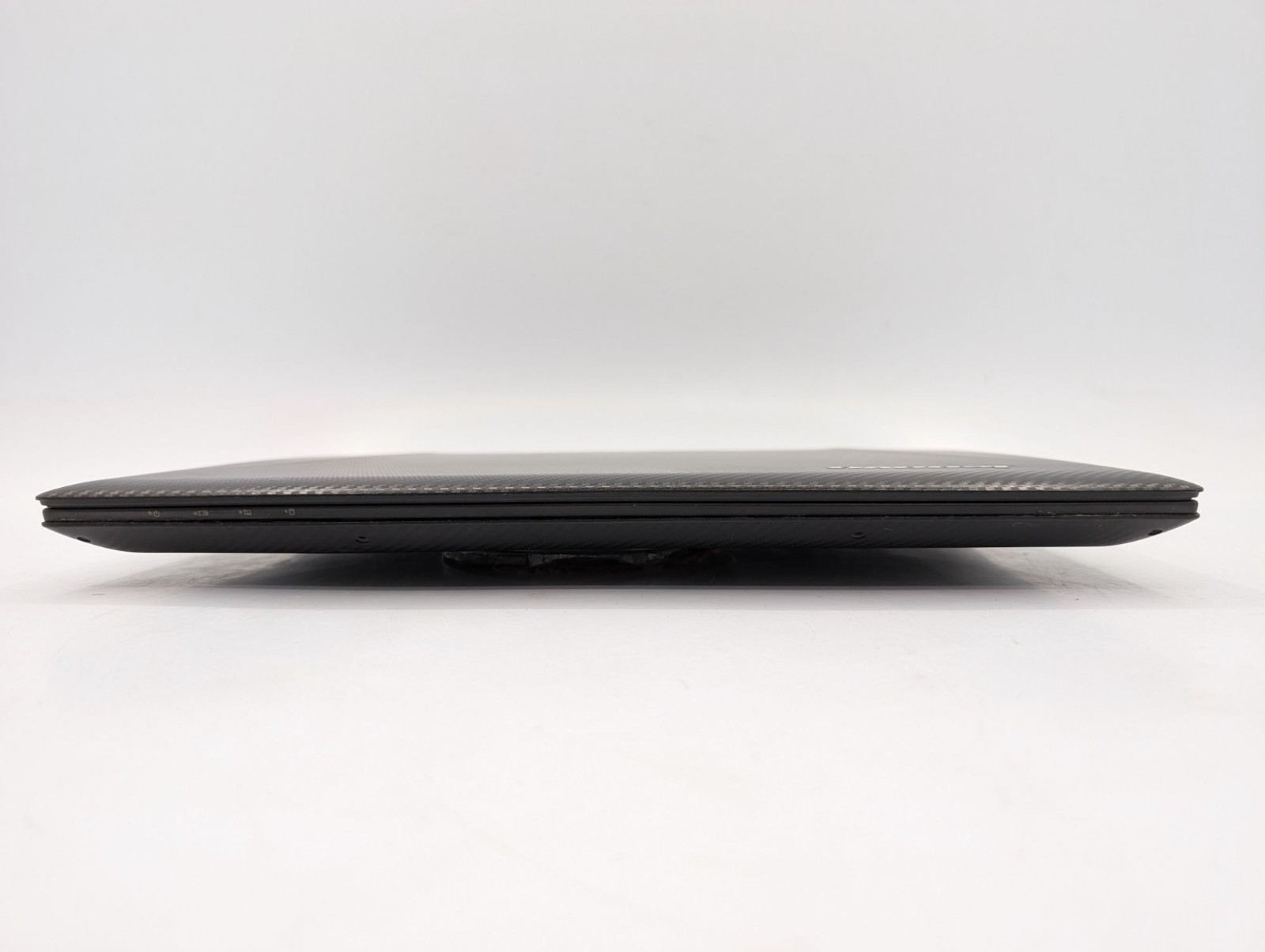 Lenovo Y40-70 Laptop 14″ Display Intel Core i7-4510U 2.00 GHz 4GB RAM Black