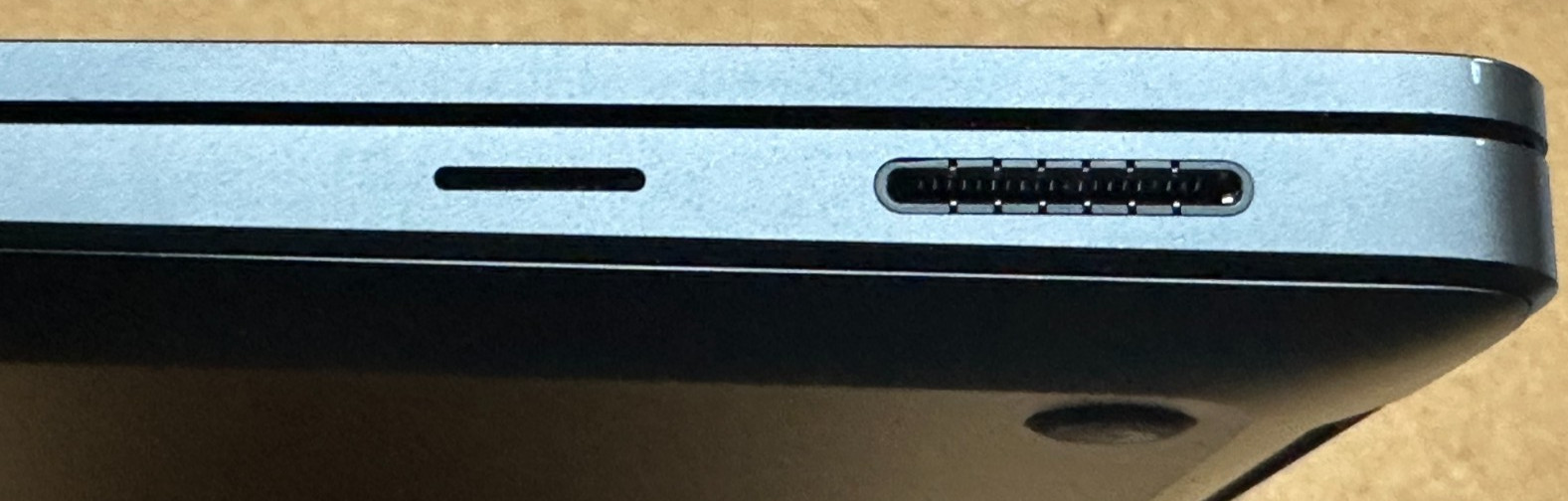 MICROSOFT SURFACE FOR BUSINESS LAPTOP CORE ULTRA 7 @ 2.20GHZ 32GB RAM 1TB SSD