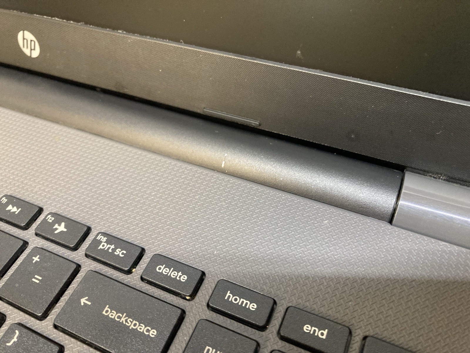 HP NoteBook 250 G6 i5-7200U 2.5GHz | 8GB DDR4 | NO OS/SSD – Boots to Bios