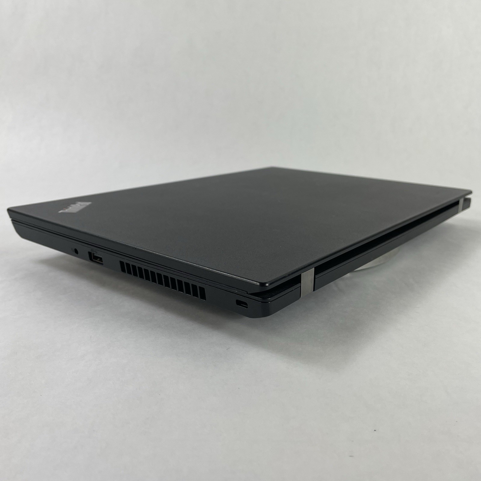 Lenovo ThinkPad L490 14″ i5-8250U 1.60 GHz 8 GB RAM No SSD/OS – Bad Corner