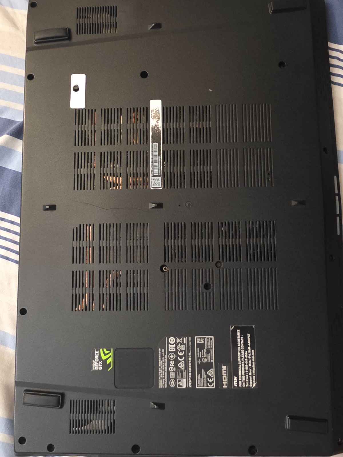 MSI GAMING GF72VR Intel Core i7-7700HQ 32GB 512GB SSD + 1TB HDD NVIDIA GTX 1060