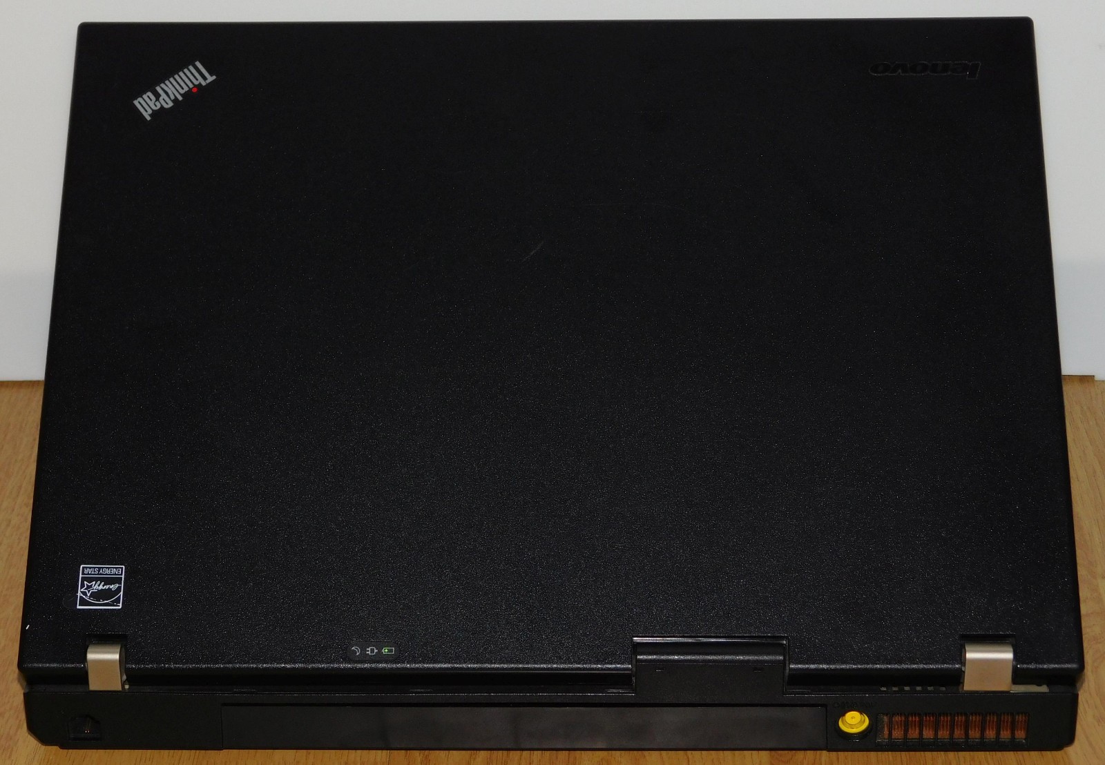 15.4″ Laptop Notebook Lenovo Thinkpad R500 T5870 2x 2GHz 500GB 3GB Win XP Pro