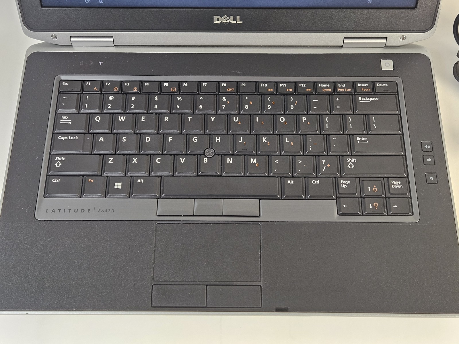Dell Latitude E6430 Laptop i5-3340M 2.70GHZ 8GB 128GB SSD WIN10 Ext. Batt. +Adap