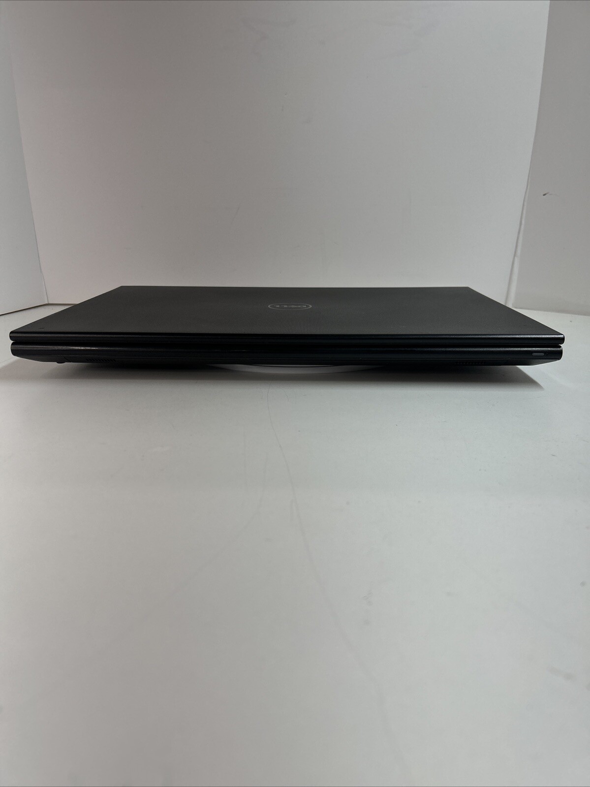 Dell Inspiron 3542 15.6″ Intel Pentium 3558U 1.7GHz 4GB Ram 500GB HDD Win 11 Pro