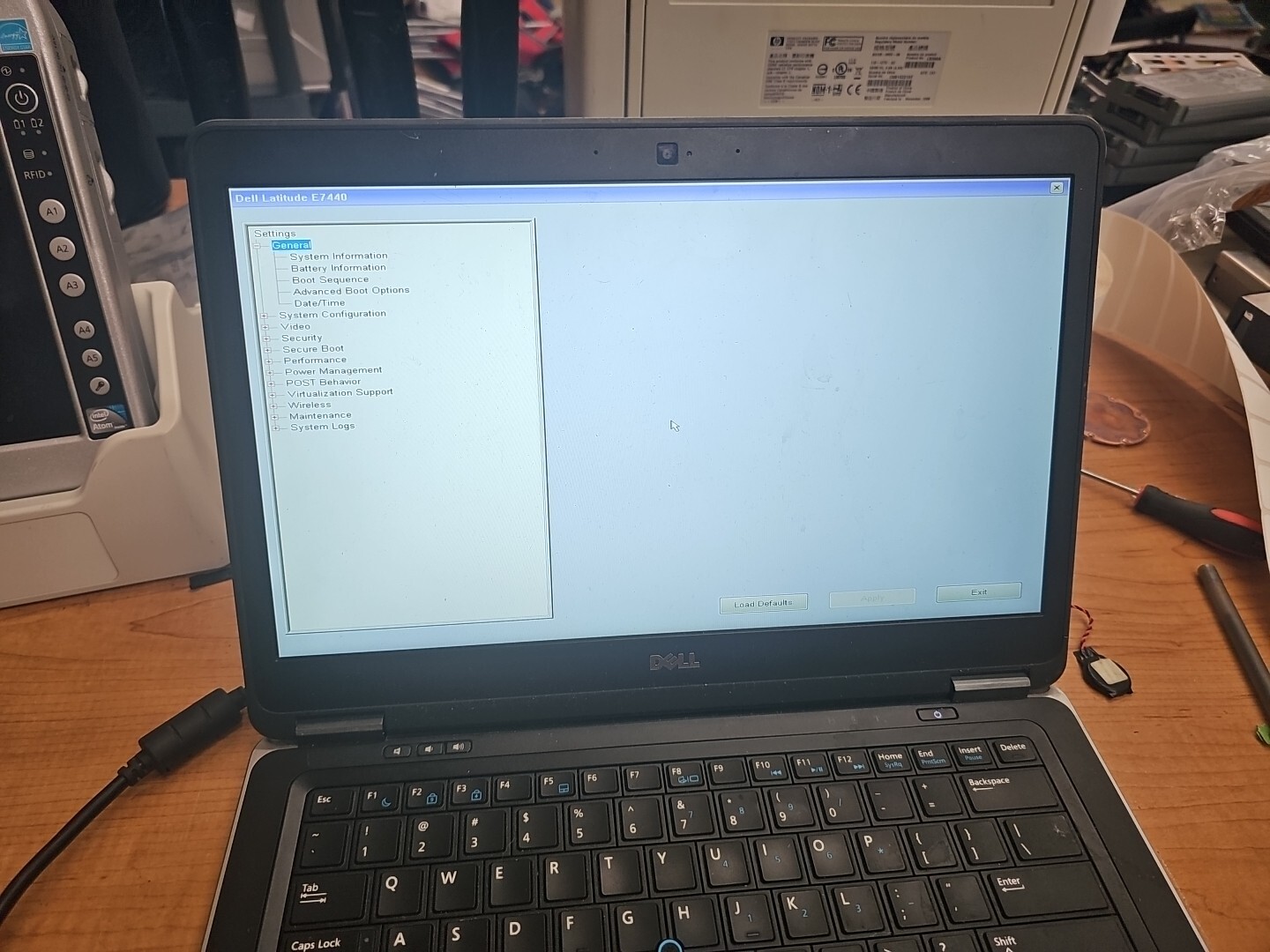 Dell Latitude E7440. i5-4310u 2.0GHz 4GB RAM READ P&r Only Missing Parts