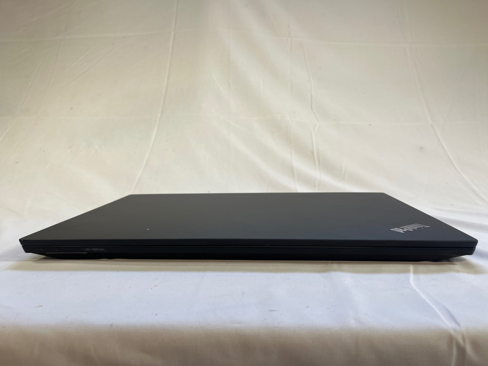 Lenovo ThinkPad E590 Intel Core i5-8265U 16 GB 250GB SSD 15.6″