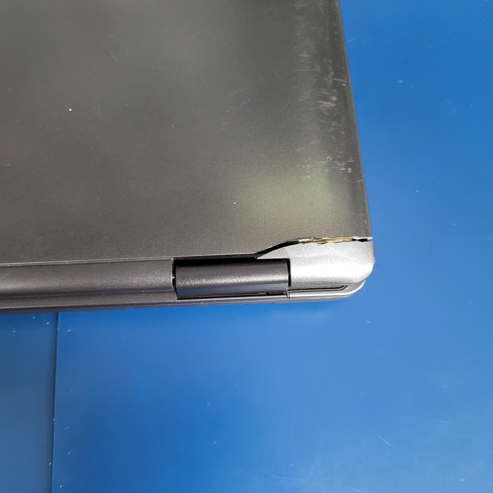 Acer Extensa 5620-4020 Intel Pentium T2370 @1.73GHz No HDD No Charger