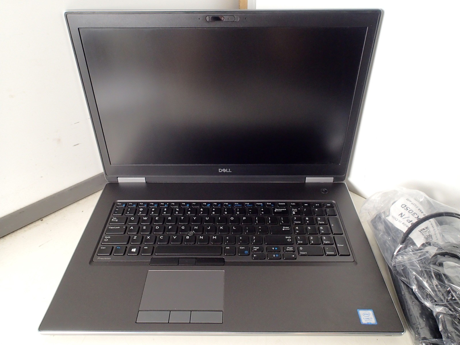 Dell Precision 7740 intel Core i7 9750H 2.60GHz 32GB RAM 512GB m.2 Win 11 Pro