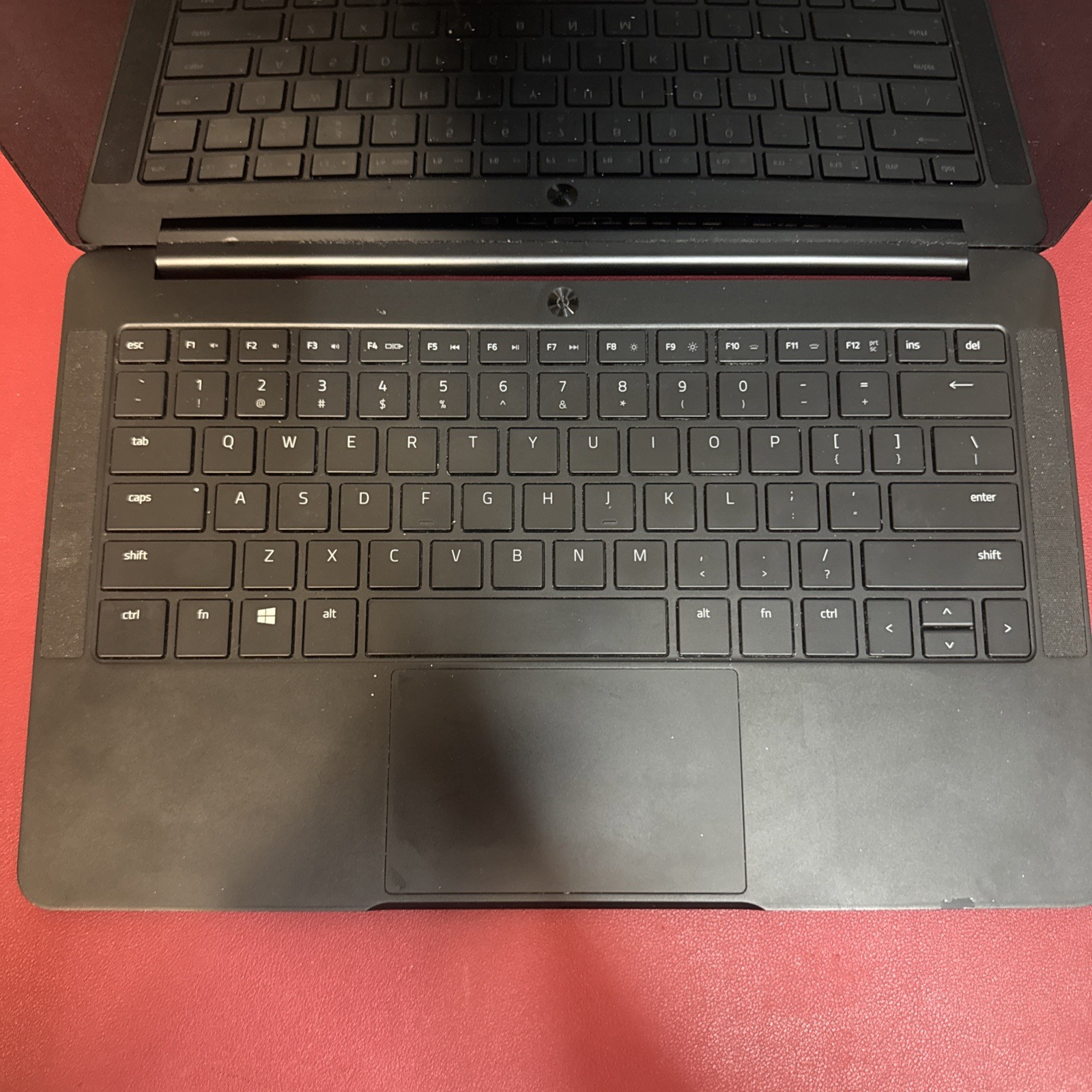 Razer Blade Stealth 12.5” RZ09-01962E11 Laptop For Parts/Repair Untested