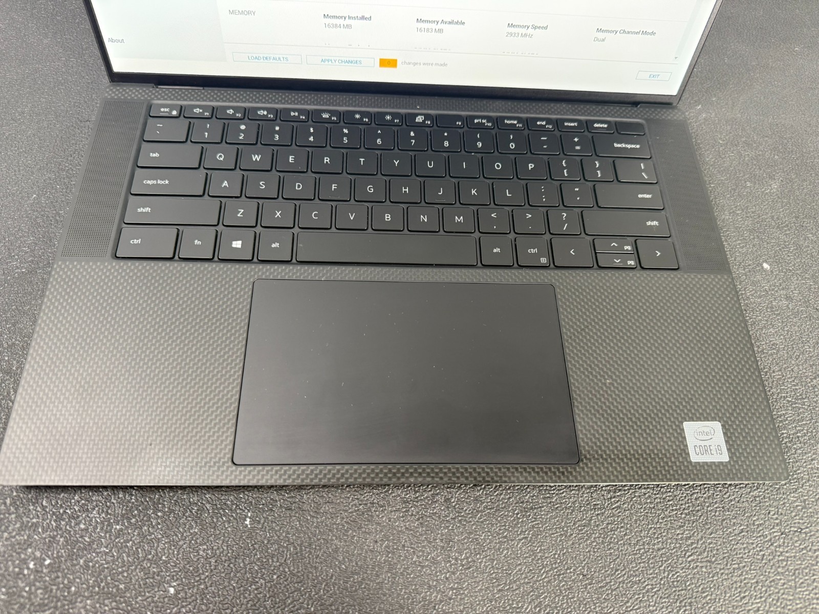 Dell XPS 15 9500 i9-10885H 2.4GHz 16GB DDR4 512GB M.2 GTX 1650 Ti Laptop w/ AC