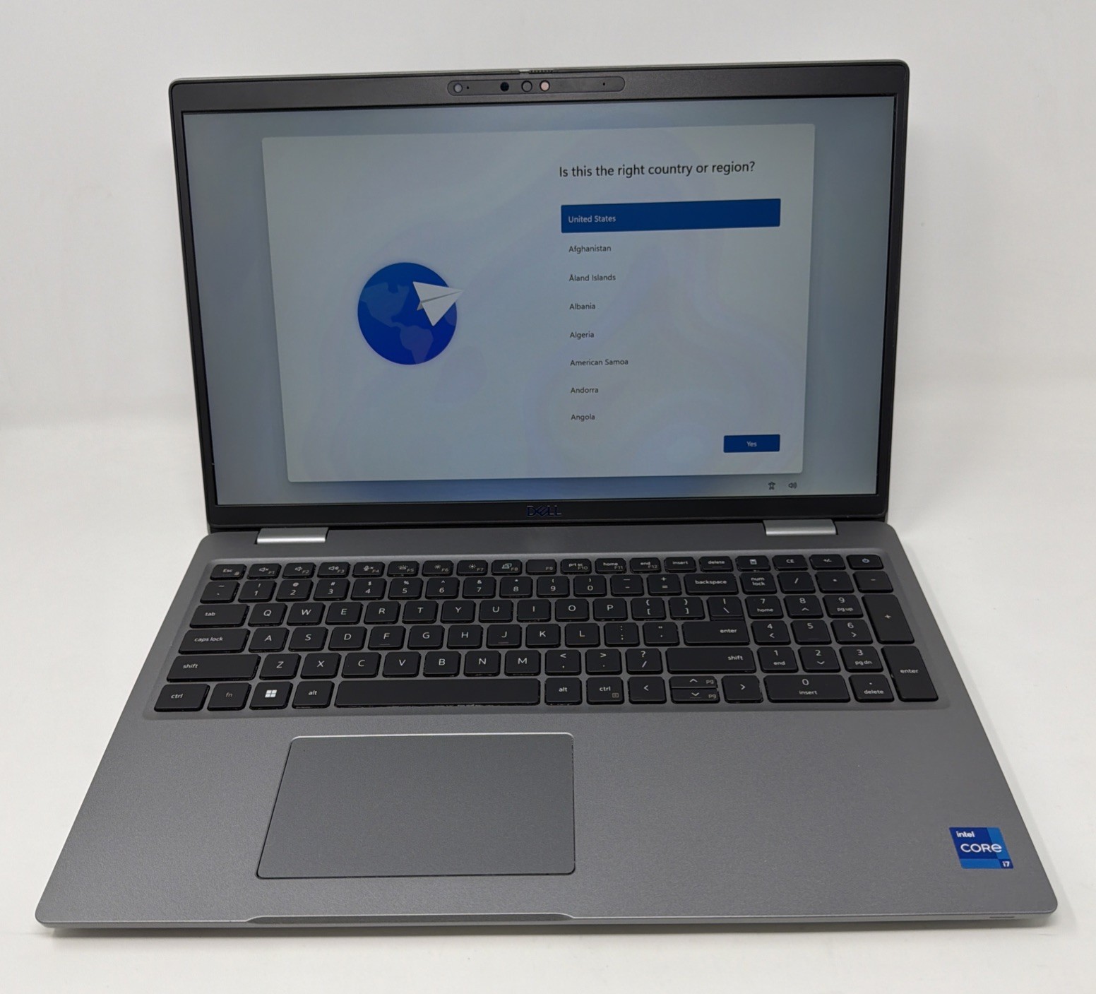 [B+ GRADE] Dell Latitude 5530 15″ FHD Touch Laptop i7-1255U 16GB | 256GB WIN11P