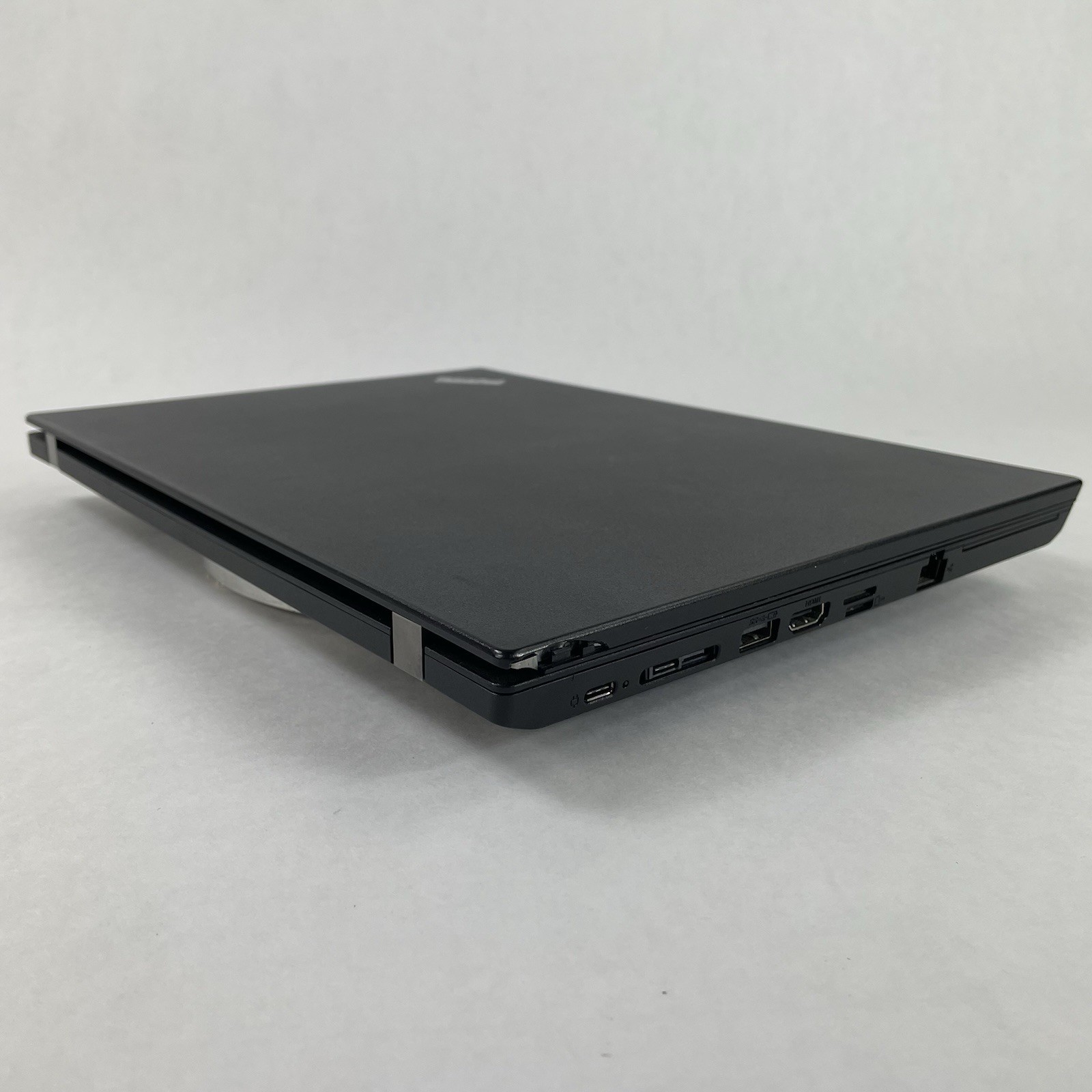 Lenovo ThinkPad L490 14″ i5-8250U 1.60 GHz 8 GB RAM No SSD/OS – Bad Corner