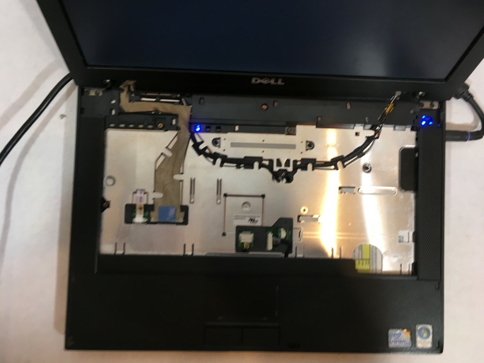 Dell Latitude 5400 Powers On Boots 2 GB Ram Missing Components- FT