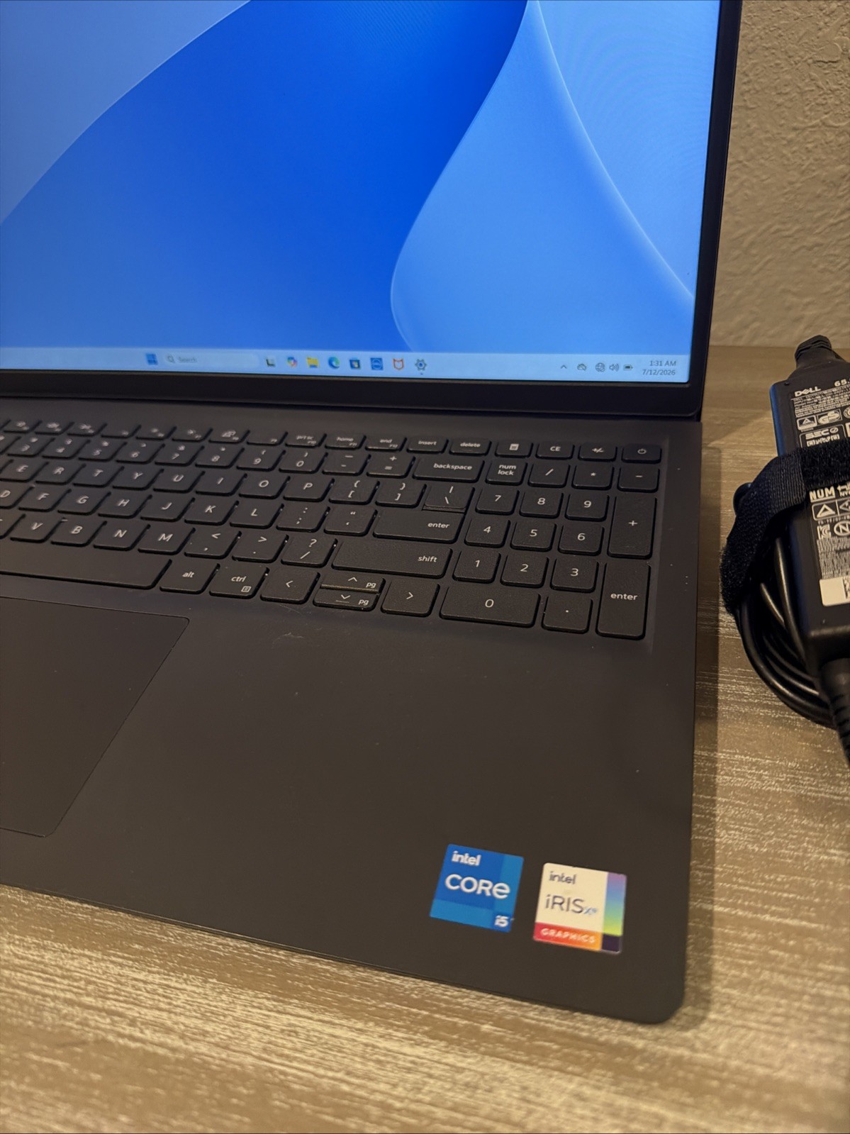 Dell Inspiron 3530 15.6″ FHD Touch Intel i5-1335U 16GB 512GB SSD W11H Laptop