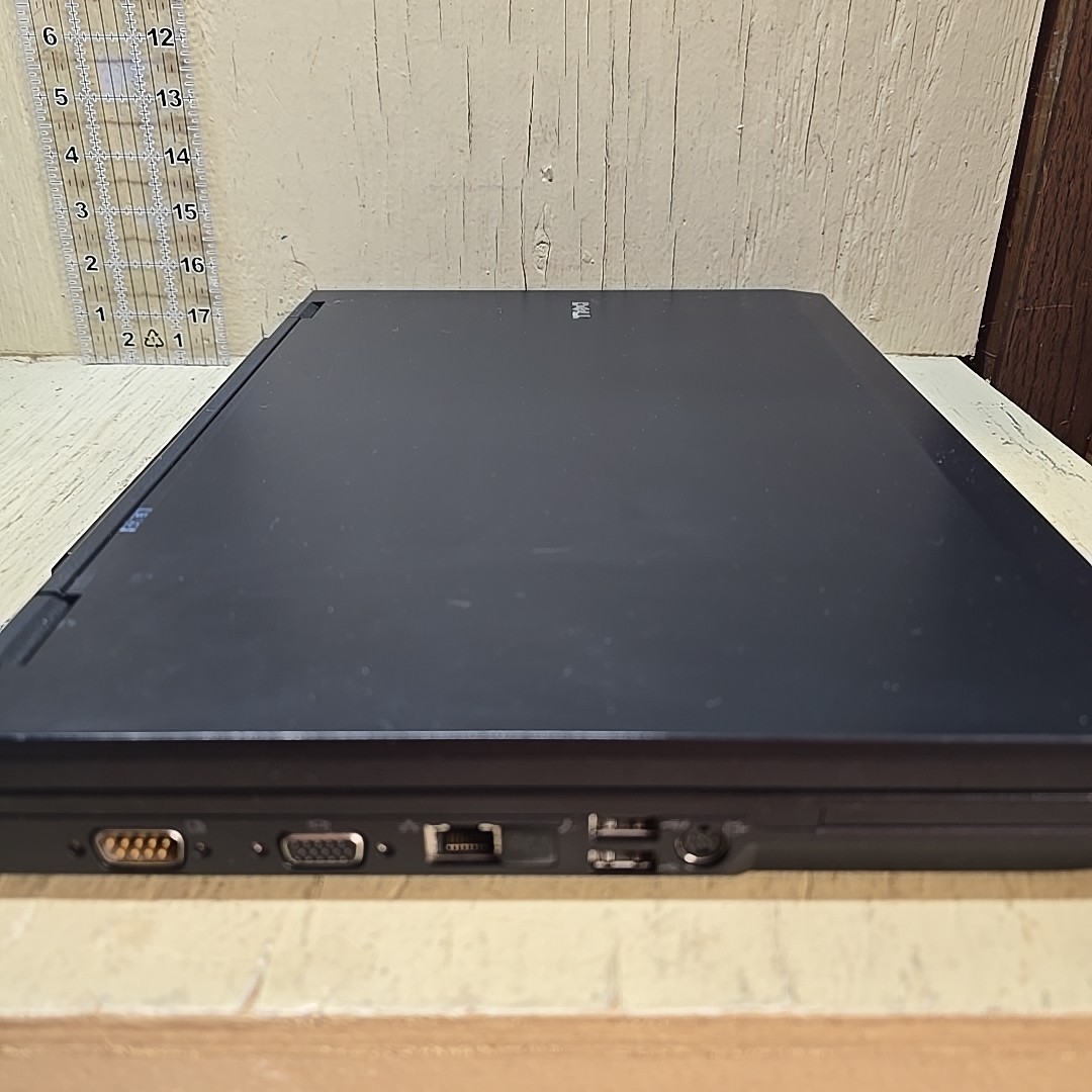 Dell Latitude E5500 Laptop Windows 10 32 Bit 15.4in No Charger Parts Repair