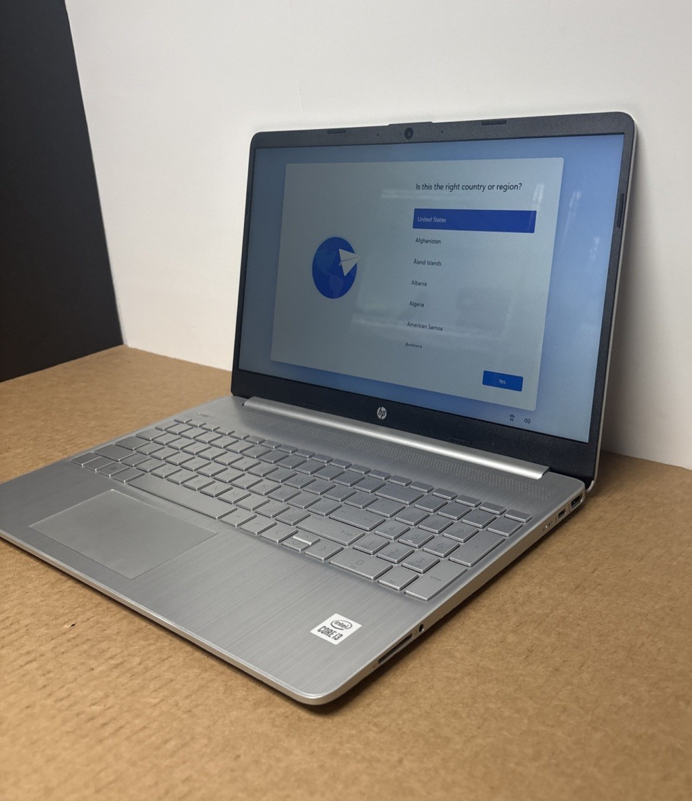 HP Laptop 10th Gen Intel Core i3 processor 8GB RAM 256GB SSD 15-dy1042cl
