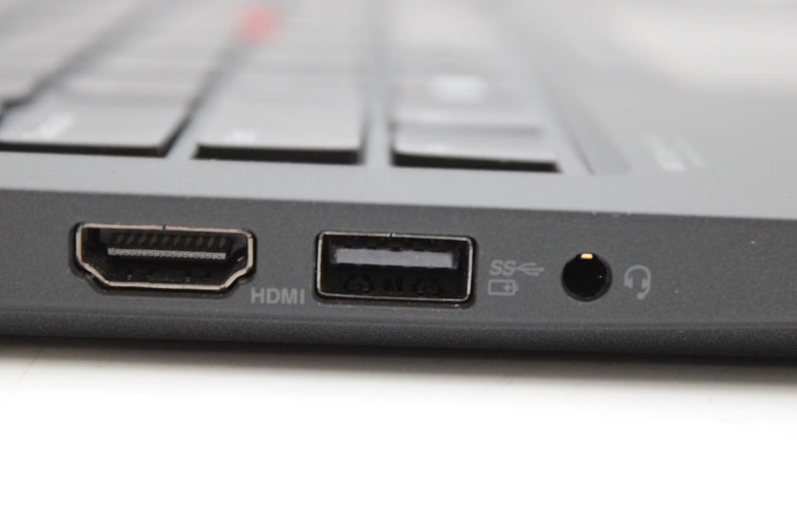 Lenovo ThinkPad P14s Gen 3 Used 14″ i7-1260P, 512GB NVMe, 16GB RAM, T550