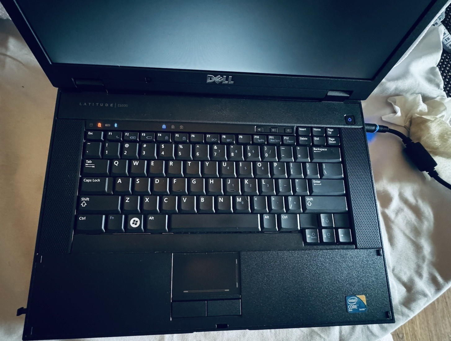 Dell Latitude E5500 15″ Core 2 Duo Wi-Fi Bluetooth VGA USB