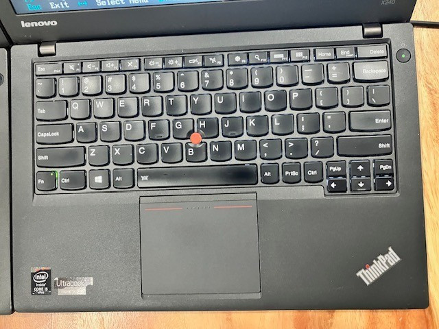 (LOT of 2) Lenovo ThinkPad X240/250 i5-4300/5300 8GB RAM Boots to BIOS NO OS/HDD