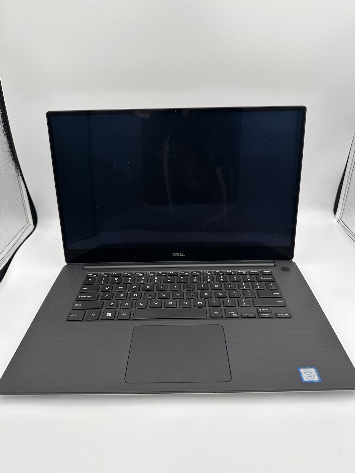 DELL XPS 15 7590 i7-9750H 16GB 1TB NVME GTX 1650 *READ DESCRIPTION*