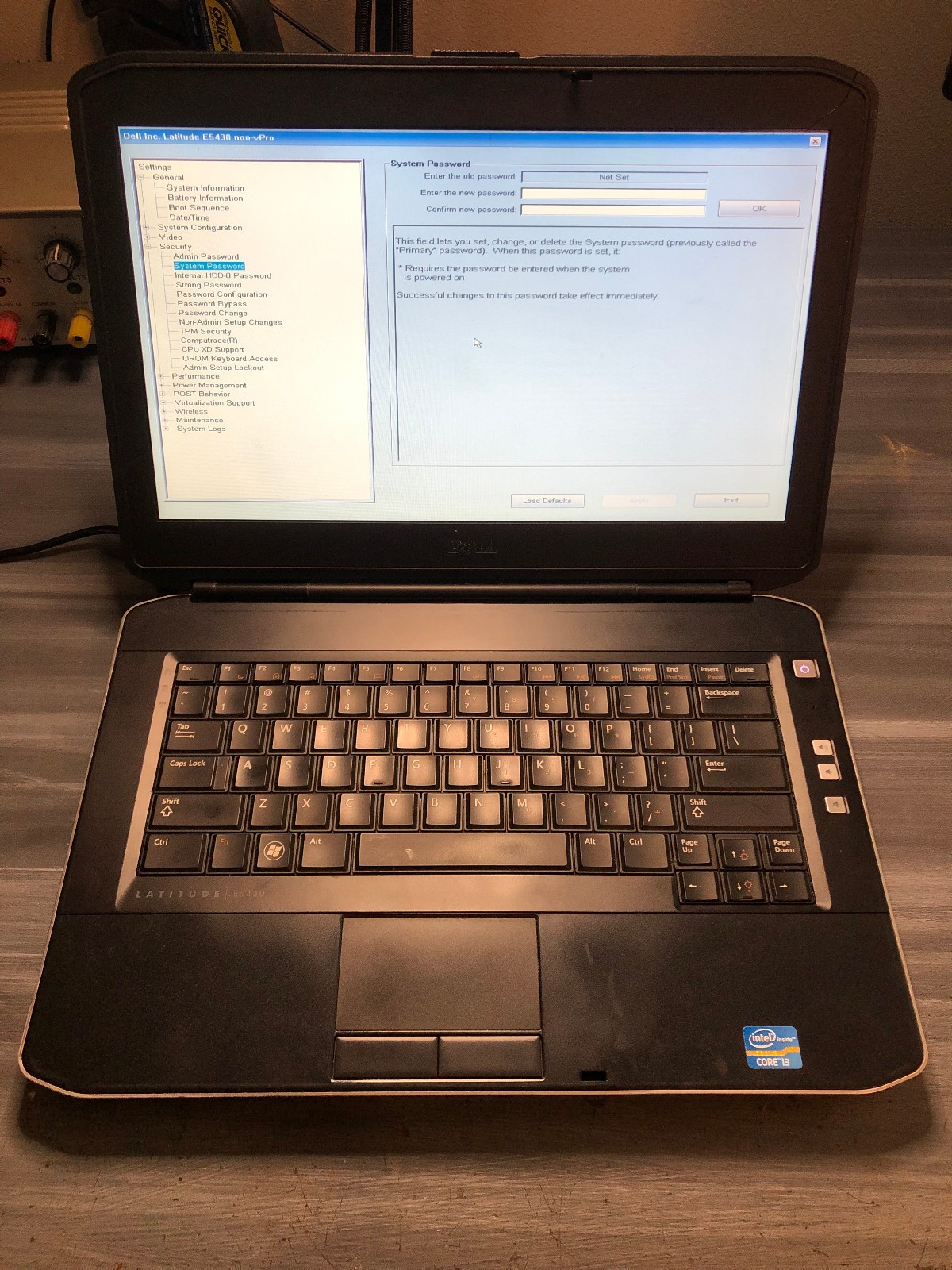 Dell Latitude E5430 (8 GB RAM, Intel Core i3-2350M, 250 GB SSD, Windows 10 Pro)