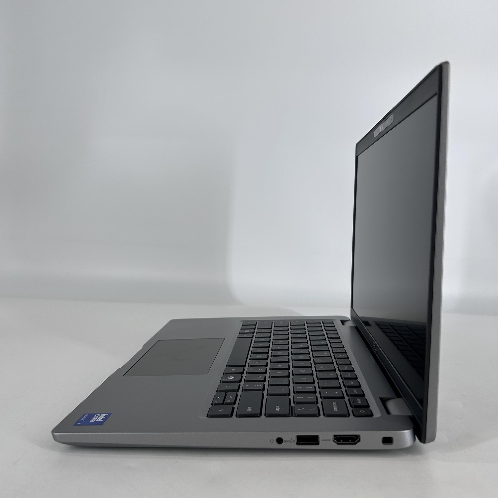 Dell Latitude 5450 14 Gray FHD 1.7 GHz Ultra 7 165U 16GB 512GB SSD Very Good