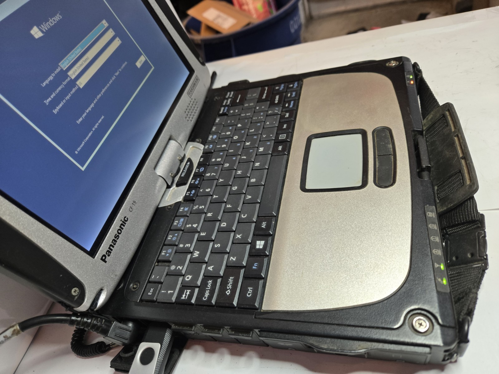 Panasonic Toughbook CF-19 MK5, i5 2520M 2.5GHz, 8GB RAM 512GBSSD Touch Win10P 3G