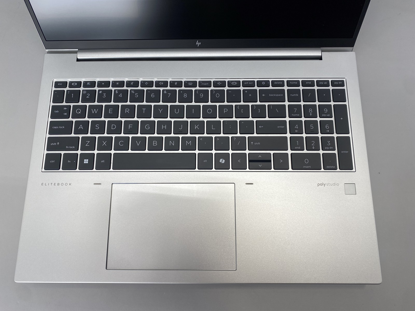 HP Laptop EliteBook 865 16 G11 16″ AMD Ryzen 7 Pro 8840U 512GB – Silver