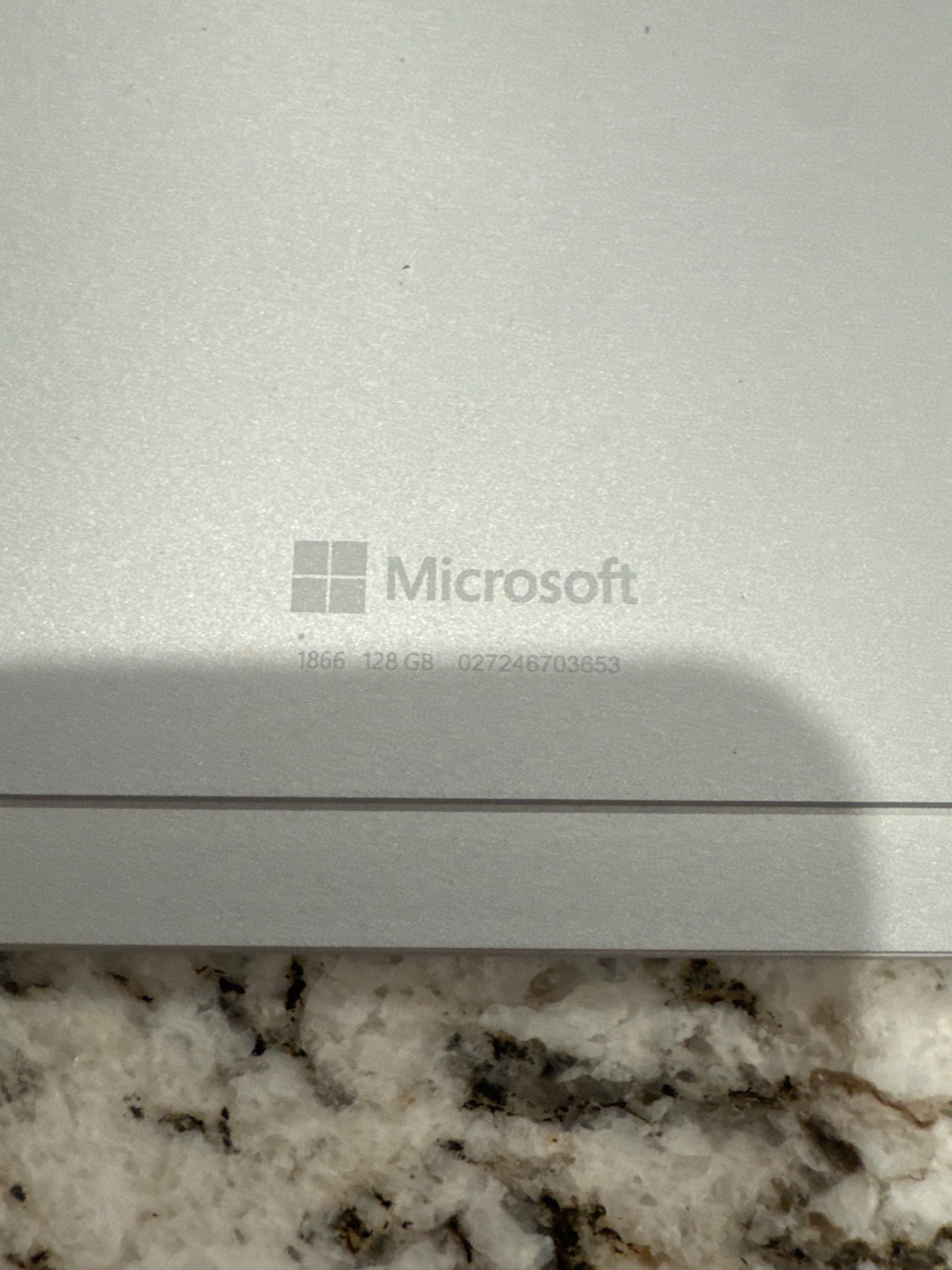 Damaged Microsoft Surface Pro 7 1866 Intel i5-1035G4 8GB RAM 128GB SSD, Win 11 P