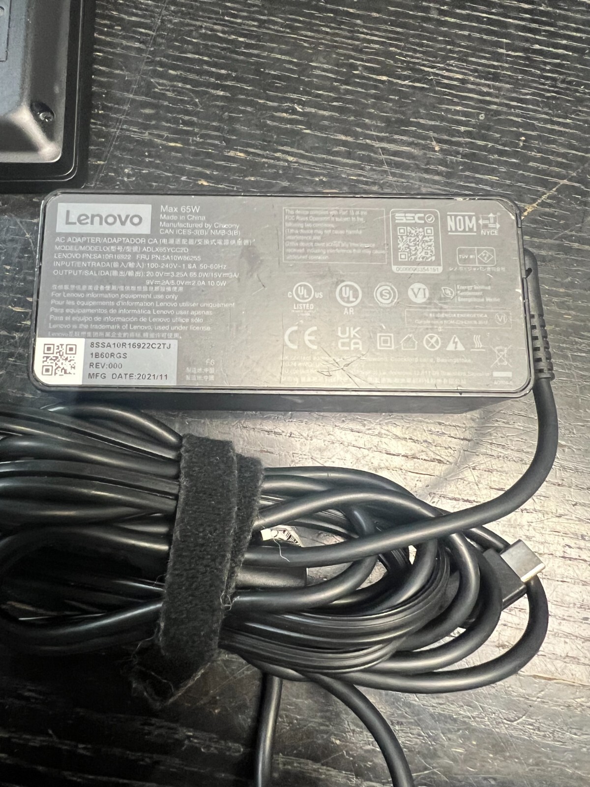 Lenovo ThinkPad E14 Gen 1 14″ Intel Core i3-10110U 8GB 256GB NO PASSWORD