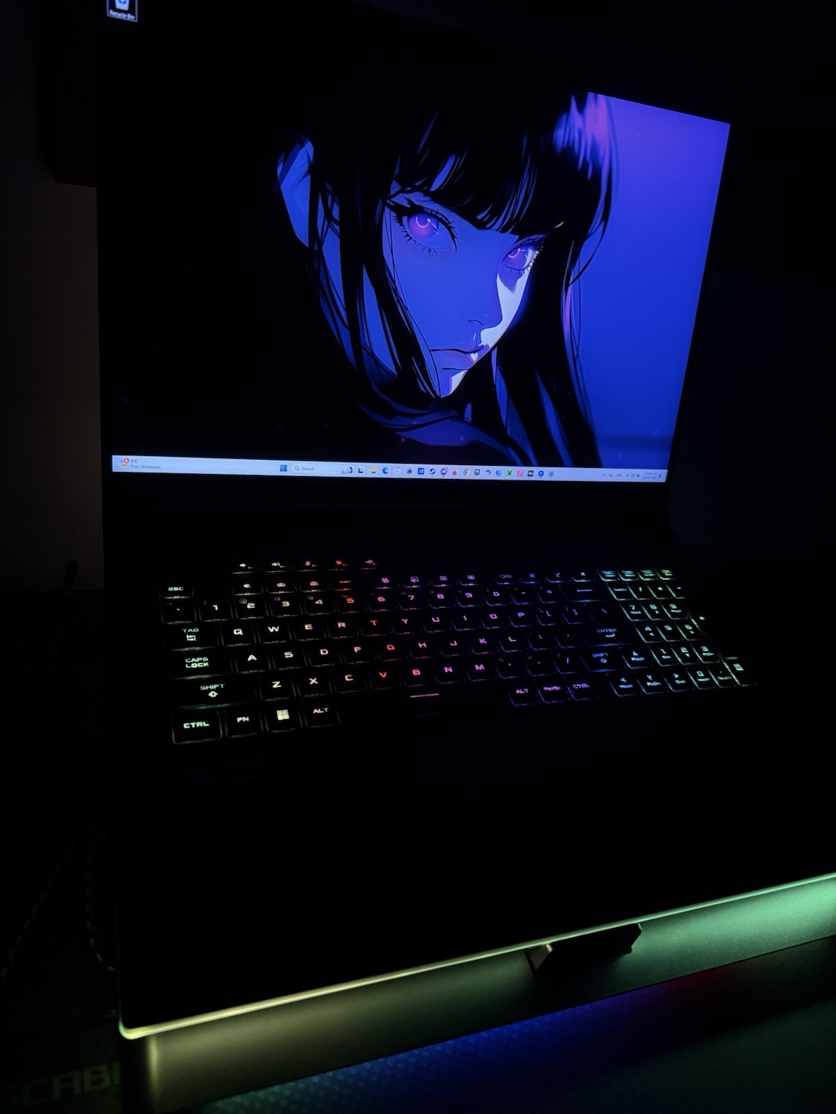 ASUS ROG Strix Scar 18 Intel Core i9-14900HX RTX 4080 32GB 1TB SSD Win 11