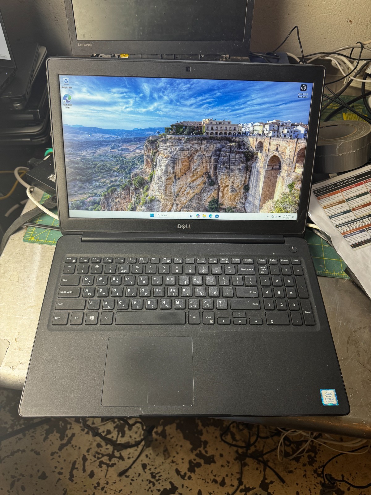 Dell Latitude 3500 15.6″ FHD i5-8265U 8gb Ram 256gb SSD W11 Pro *READ #6220