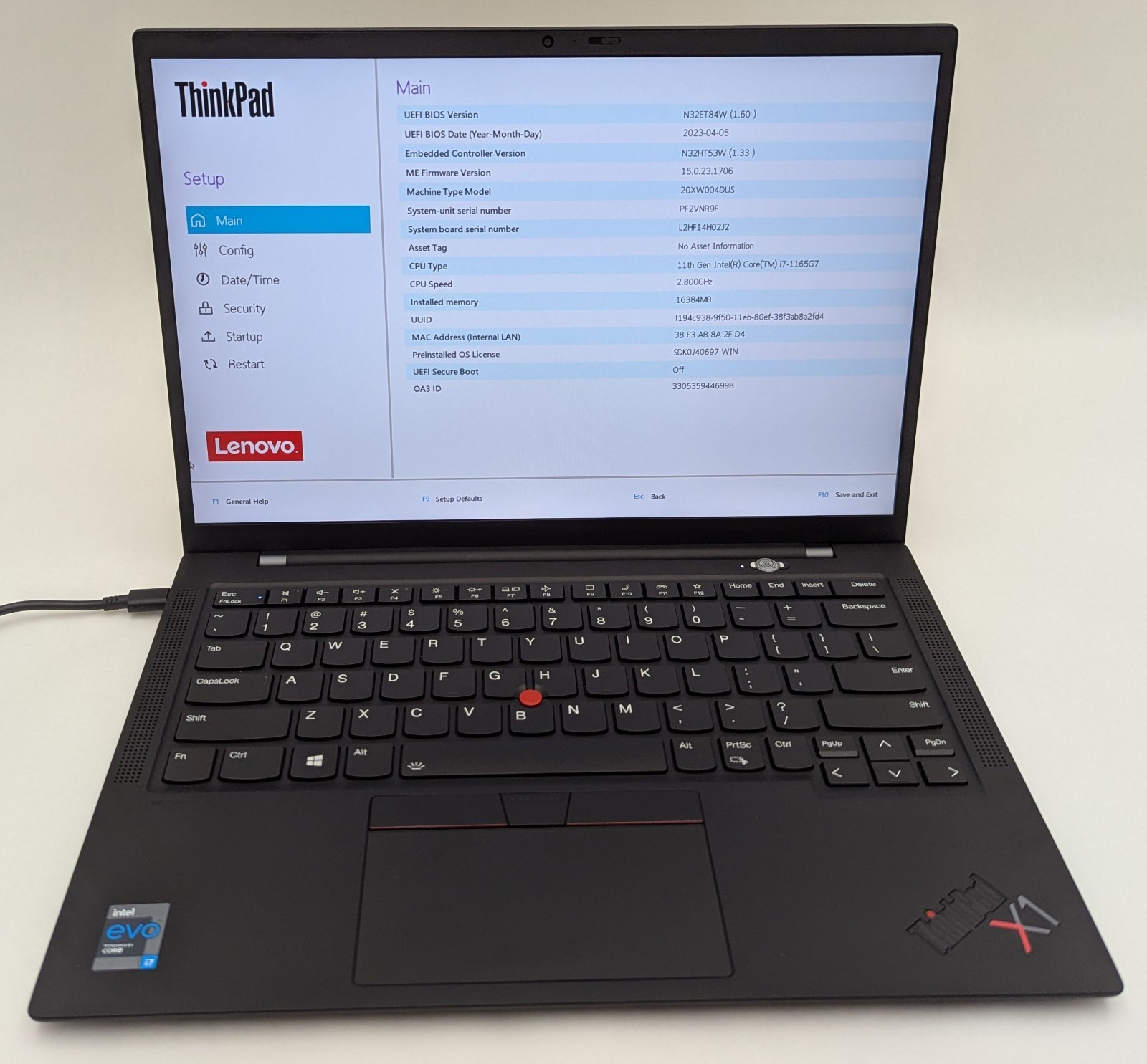 Lenovo ThinkPad X1 Carbon 9th Gen 14″ Laptop i7-1165G7 16GB RAM 512GB NVMe Win11