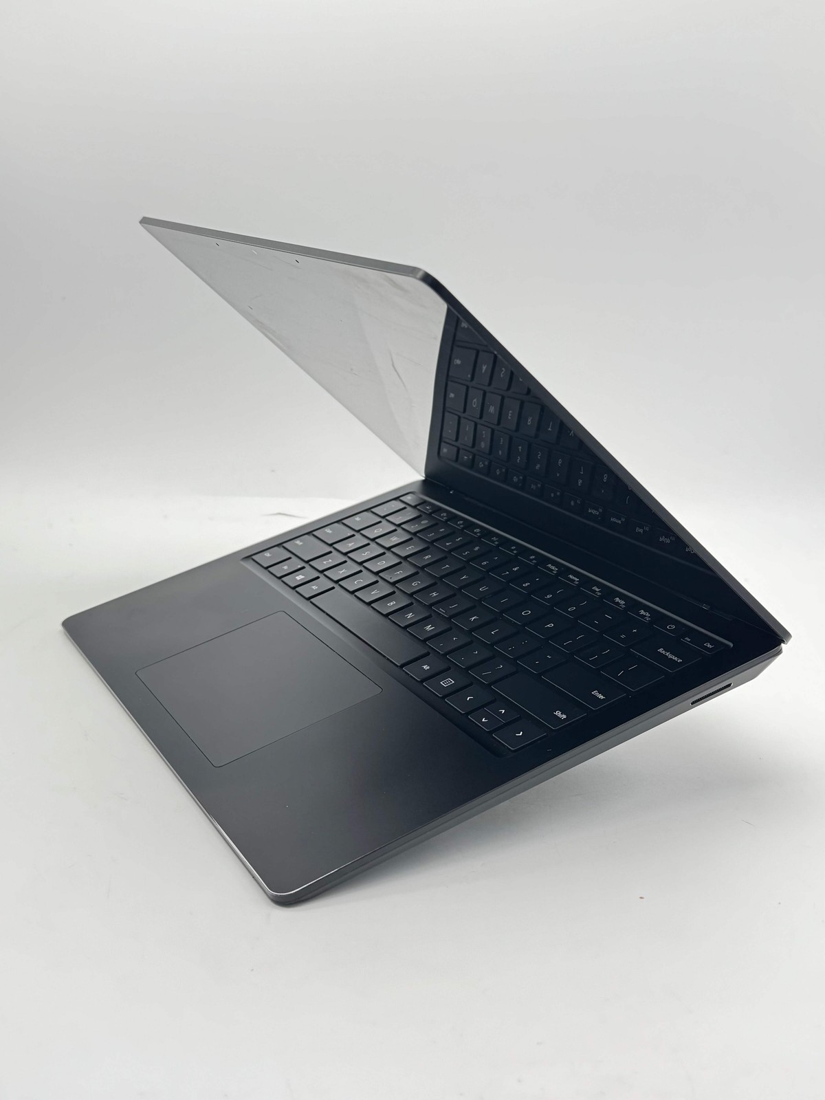 Microsoft Surface Laptop 4 1951 Core i5 11th Gen 8GB 256GB Black For Parts
