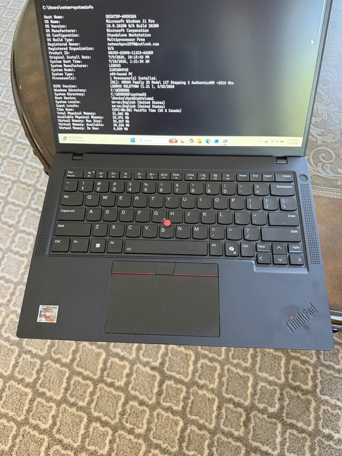 Lenovo ThinkPad T14 Gen 5 14in Ryzen 7 PRO 8840U 32GB 512GB SSD W11 Pro – 9.8/10