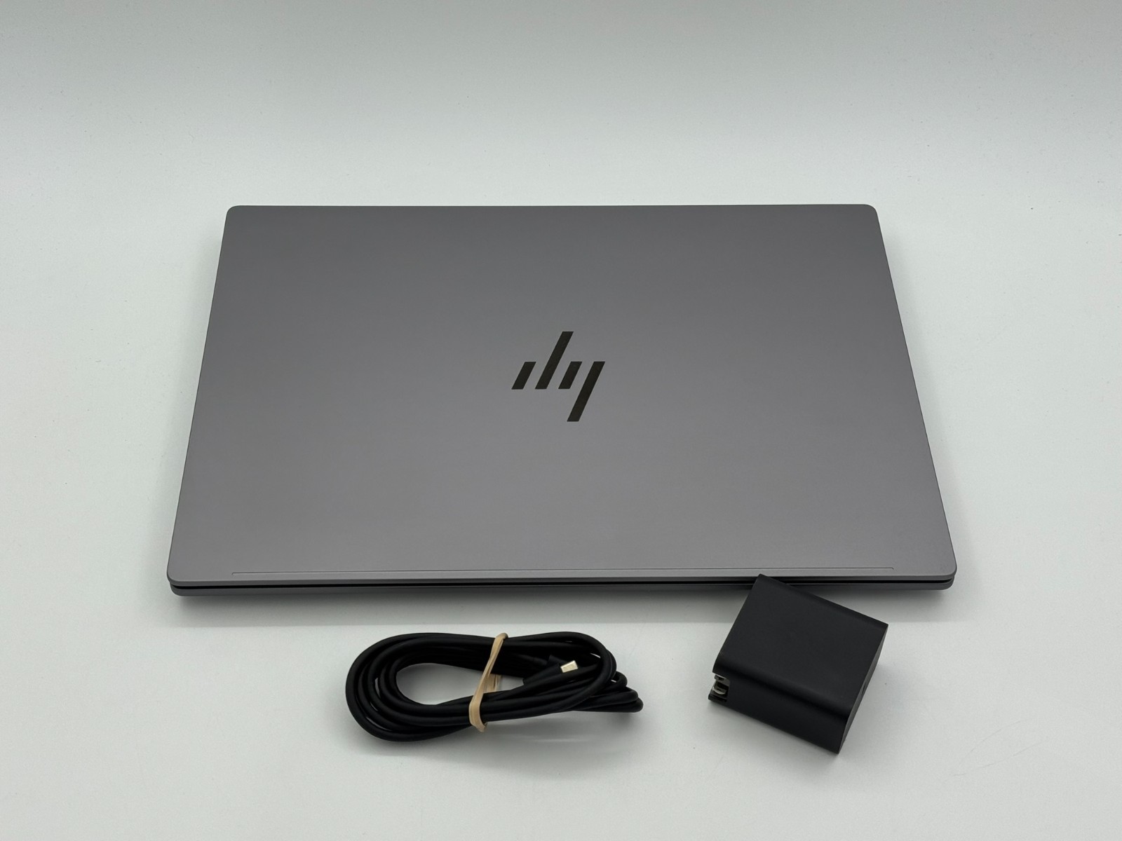 HP OmniBook X 16″ 2K OLED Laptop 120Hz Core Ultra X7 358H 32GB 1TB Copilot+ 2026
