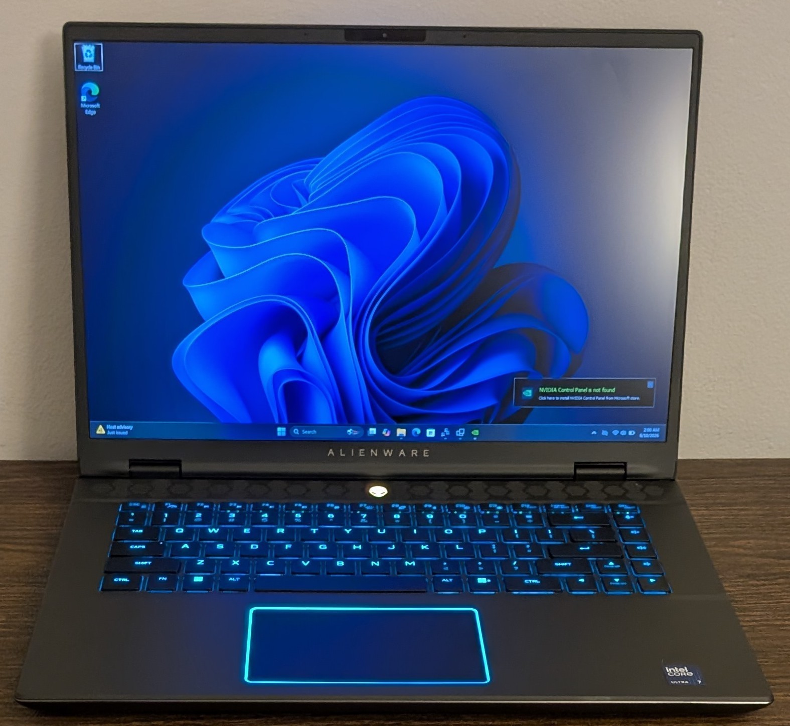 Alienware m16 R2 16” QHD+ 240Hz (Core Ultra 7 155H, 16GB/1TB, RTX 4070) Laptop