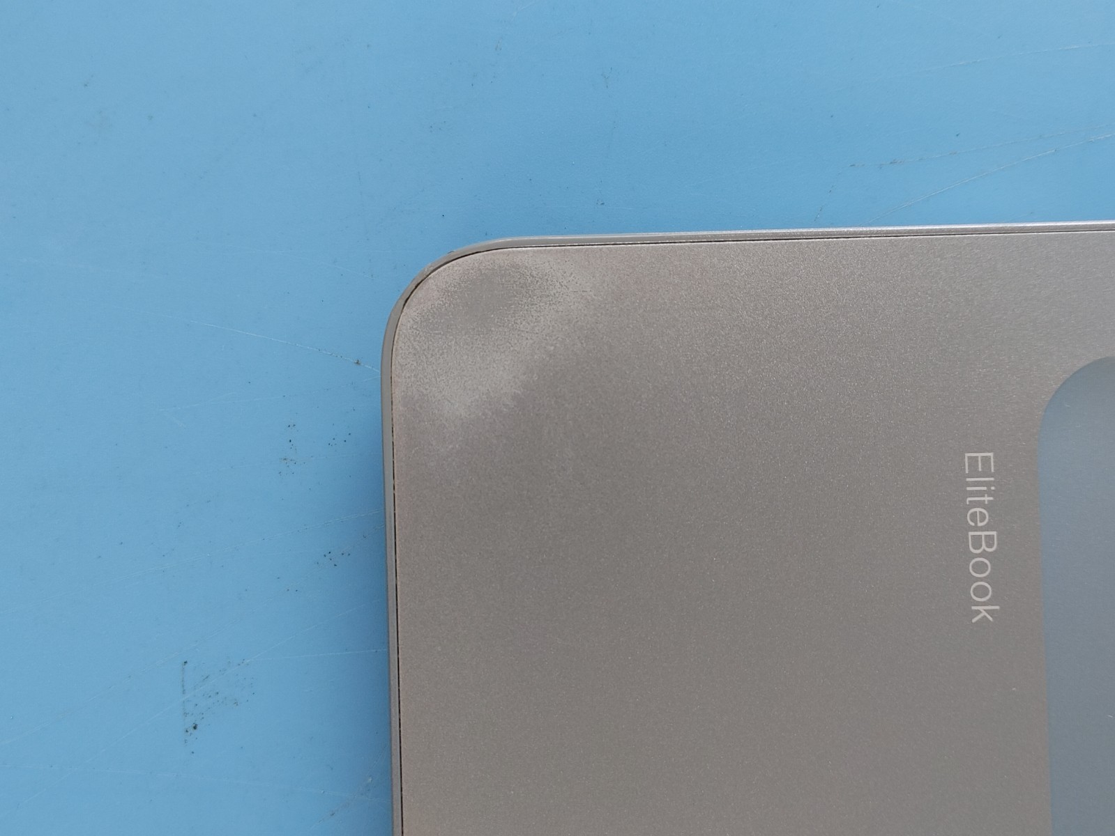 HP EliteBook 840 G4 O16NS55 14 i5-7300U 2.6 8GB 256GB SSD WINDOWS 10 PRO