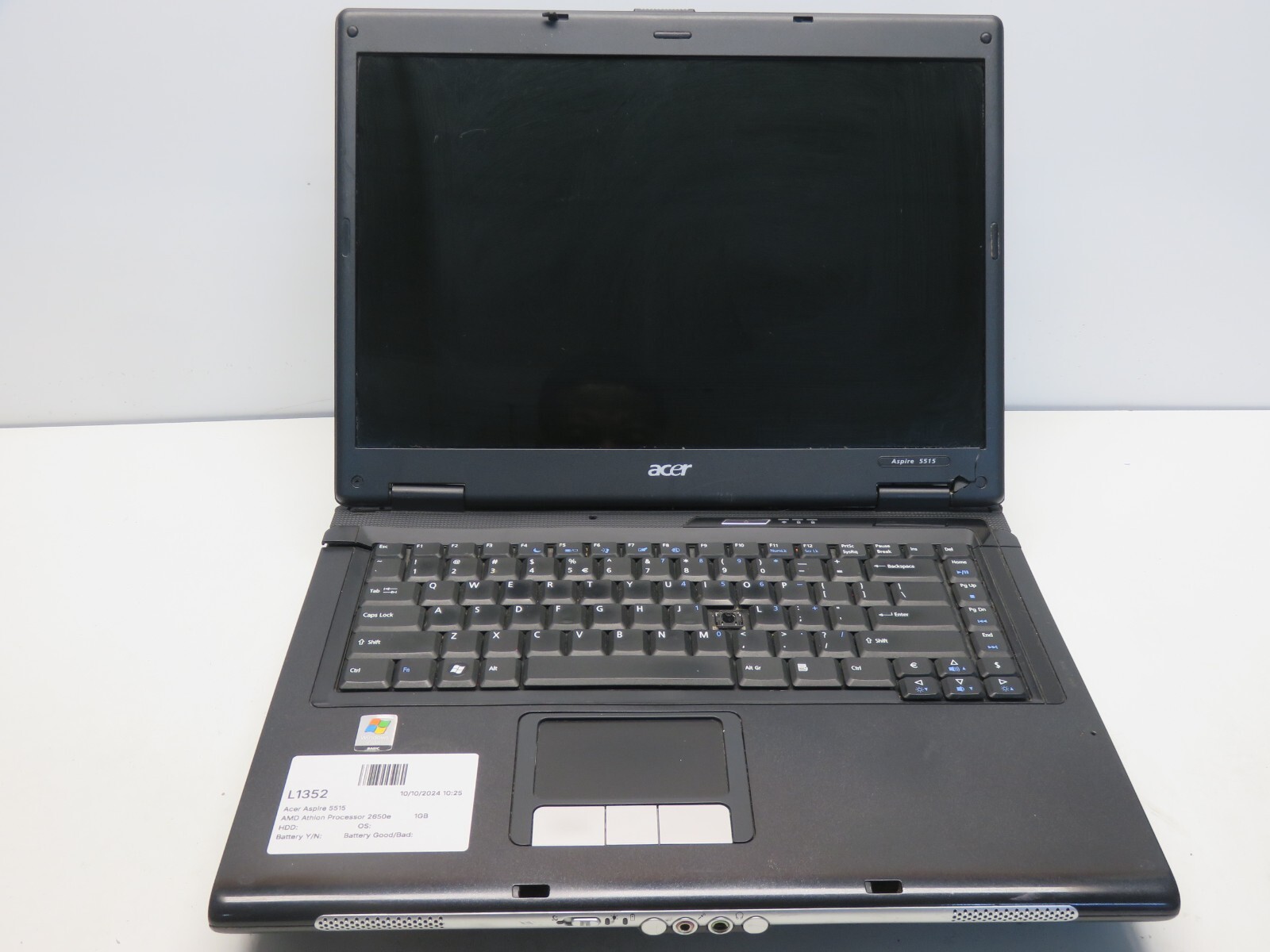 Acer Aspire 5515 AMD Athlon Processor 2650e 1.6 GHz 1GB NO HDD No Batt READ