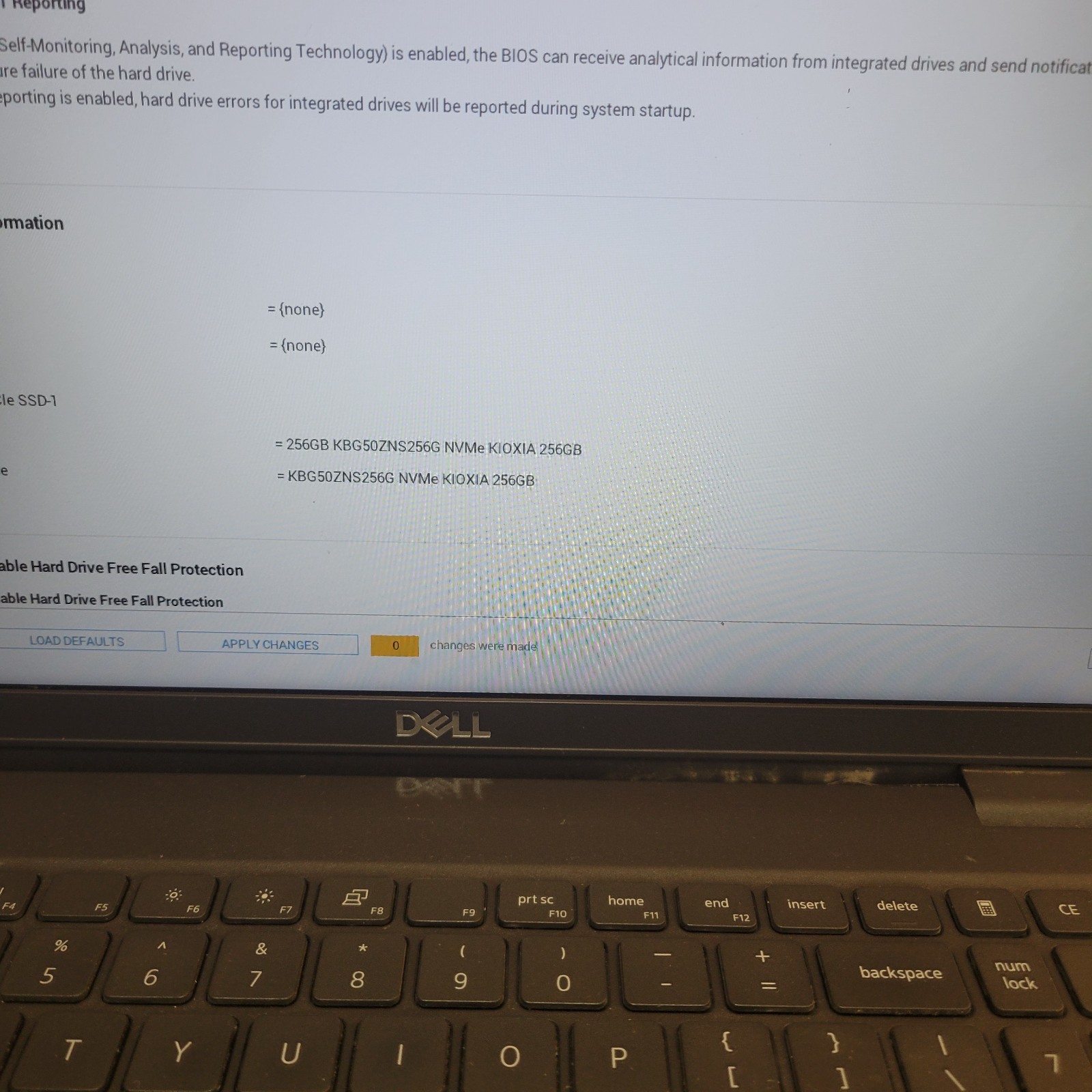Dell Latitude 3520 15.6″ Core i7-1165G7 8GB RAM 256GB SSD Win 11 Pro