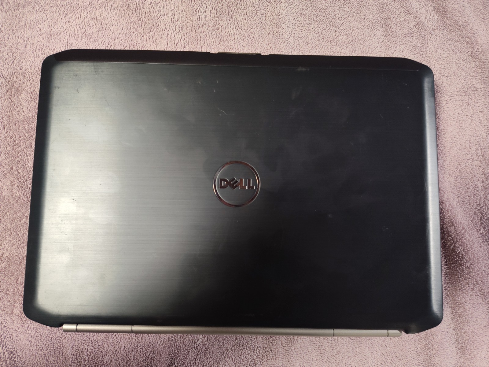 Dell Latitude E5420 14 inch (120 GB SSD, Intel Core i3, 2.50 GHz, 8 GB RAM)