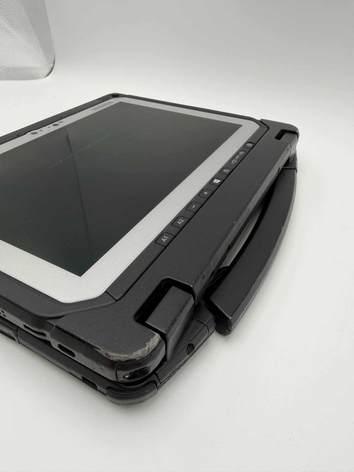Panasonic Toughbook CF-20 MK2 i5-7y57 8GB 256GB Barcode Win11pro 2 batteries