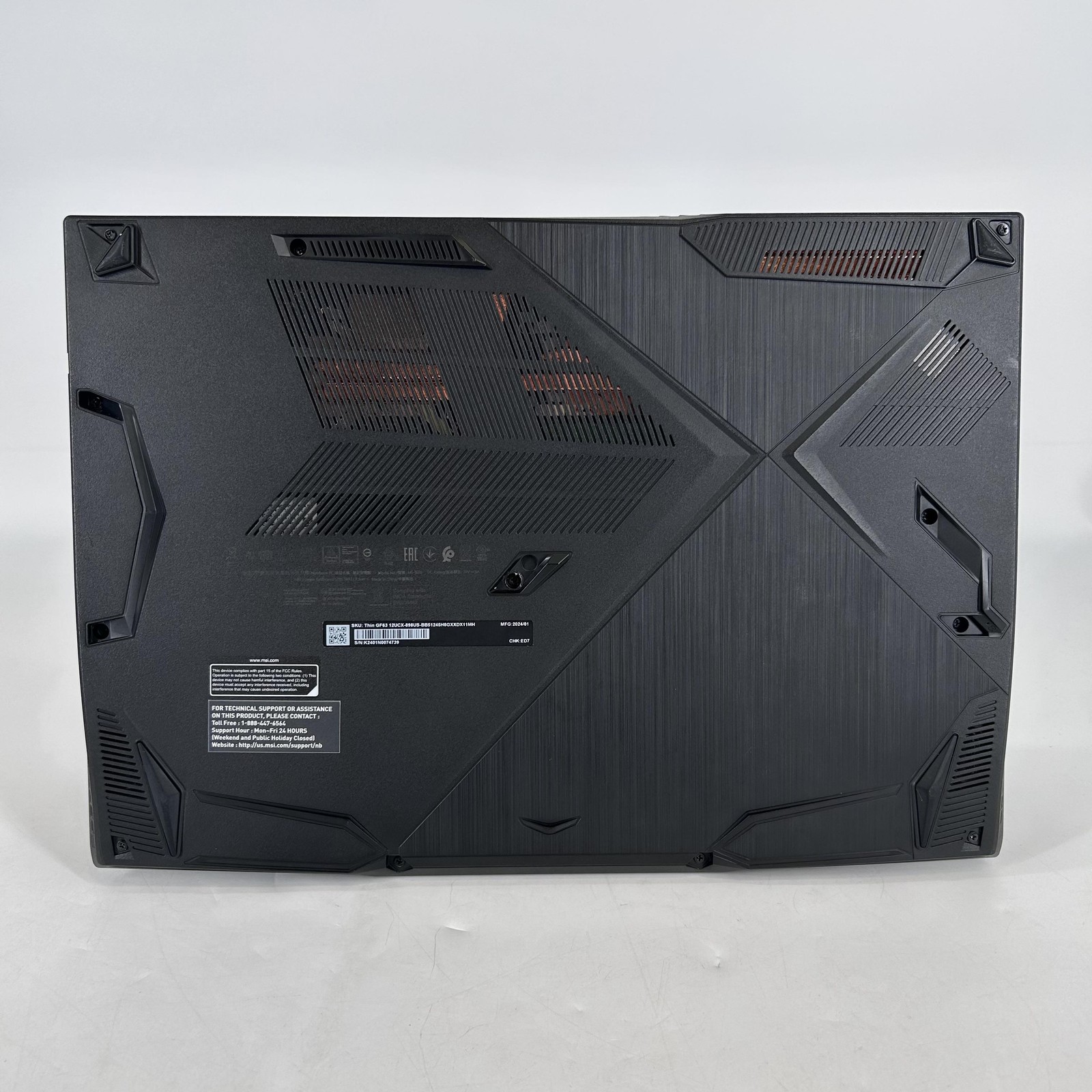 MSI Thin GF63 15.6 FHD 144Hz 2.0 GHz i5-12450H 16GB 1TB SSD RTX 2050 Very Good