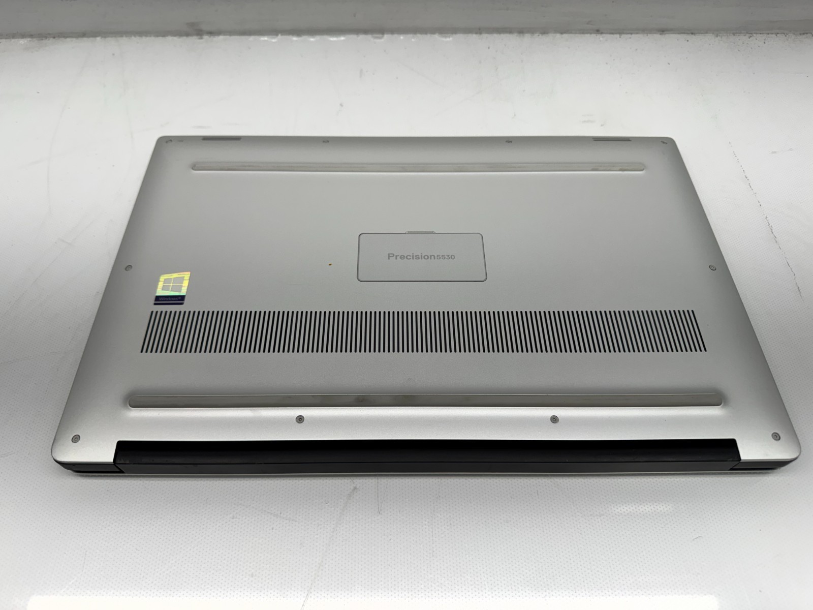 Dell Precision 5530 Intel i7-8850H@2.6Ghz 16GB RAM 256G P2000 Win 11 *READ*