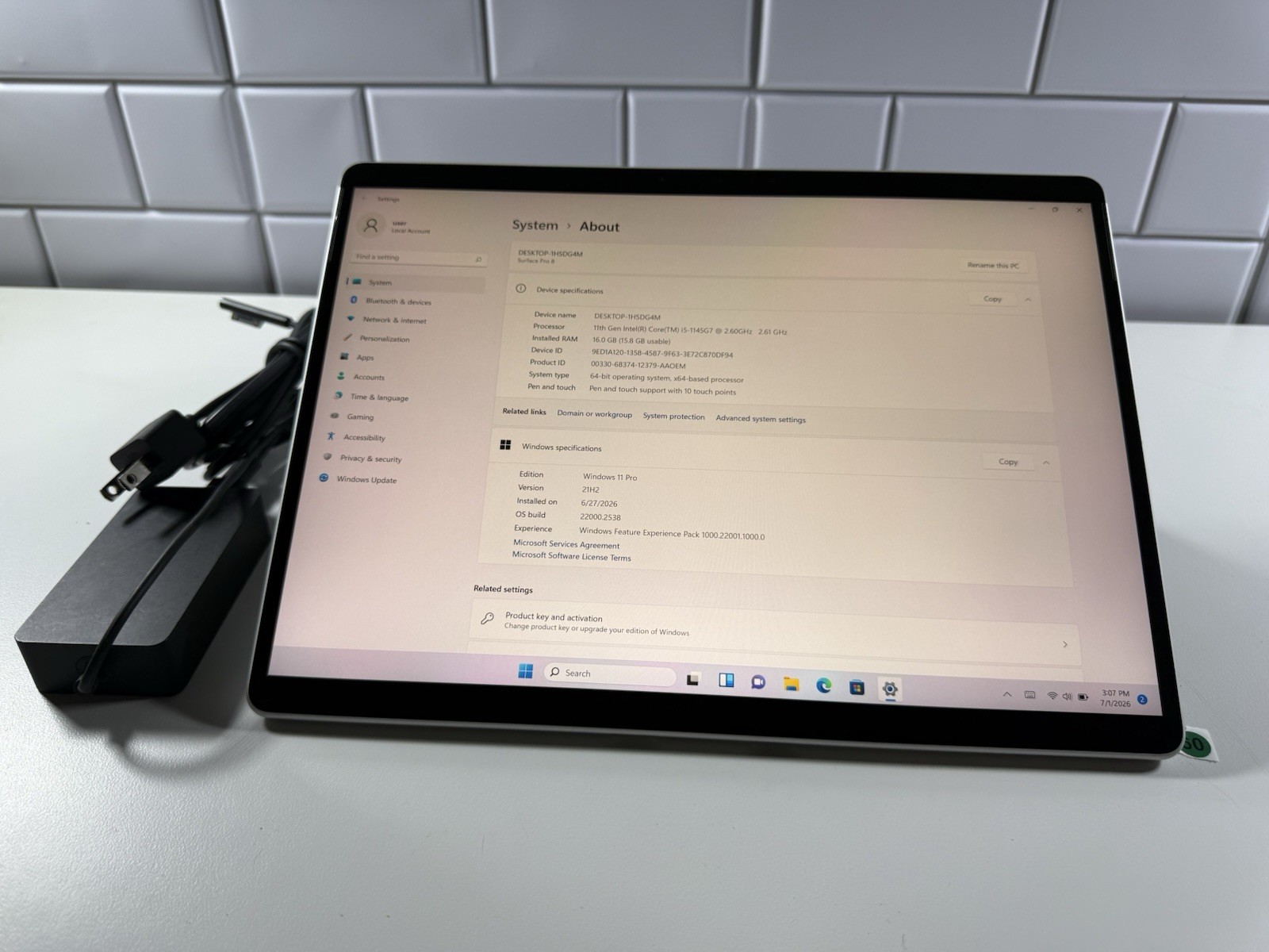 Microsoft Surface Pro 8 (1982) i5-1145G7 – 16GB RAM – 256GB 120Hz – Win 11 Pro