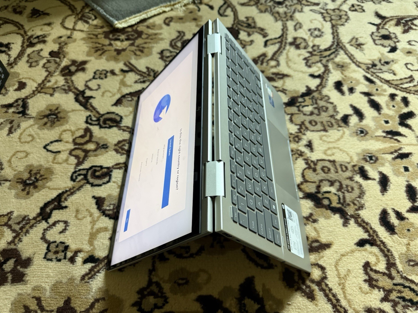 Laptop Intel Core I7 2in1 Foldable Touchscreen Laptop 1.7 GHZ 16 GB RAM 1TB SSD