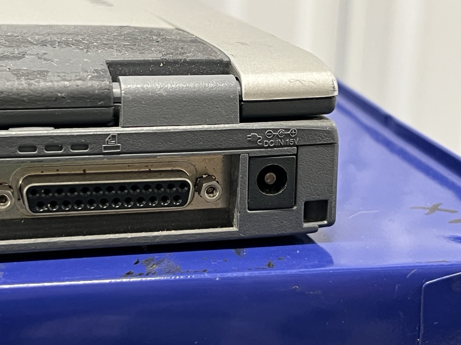 Toshiba Tecra 8100 14.1″ Pentium III Laptop – For Parts Untested