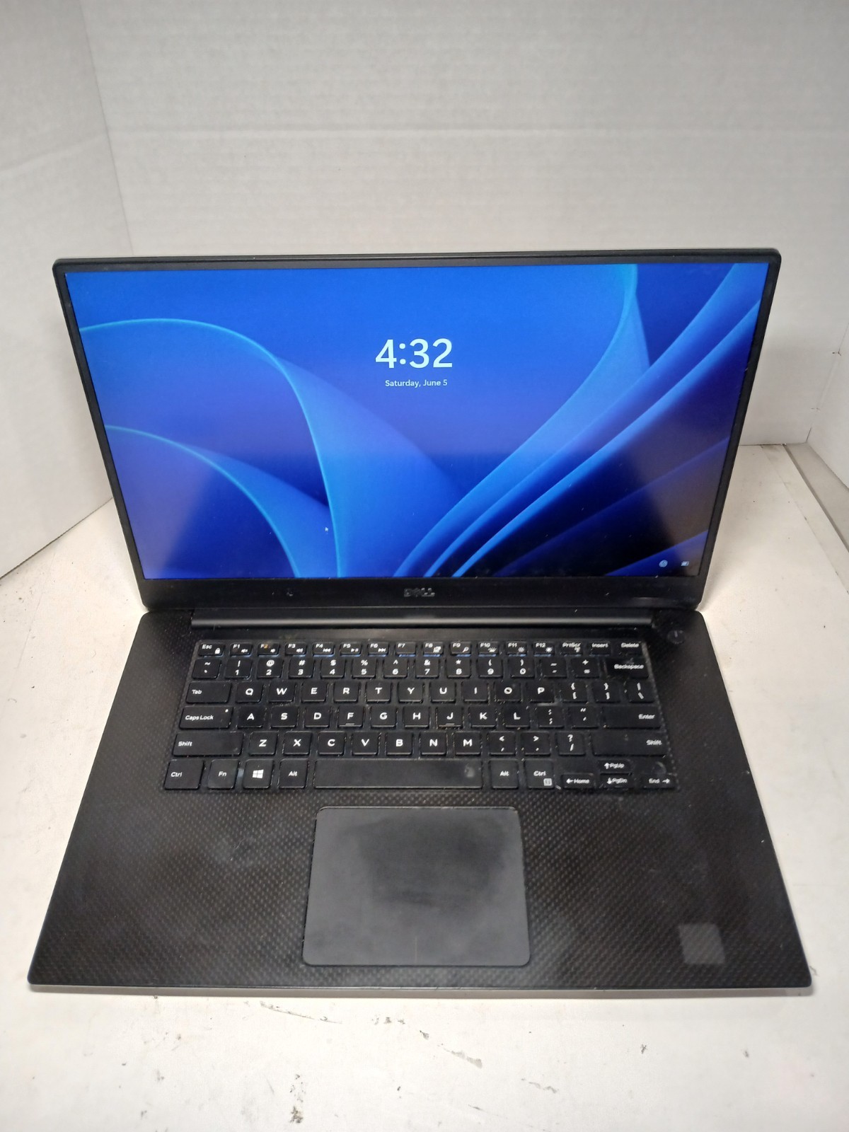 Dell Precision 5520 15.6″ Laptop i7-7820HQ 8GB RAM 256GB SSD Win11 M1200 #97
