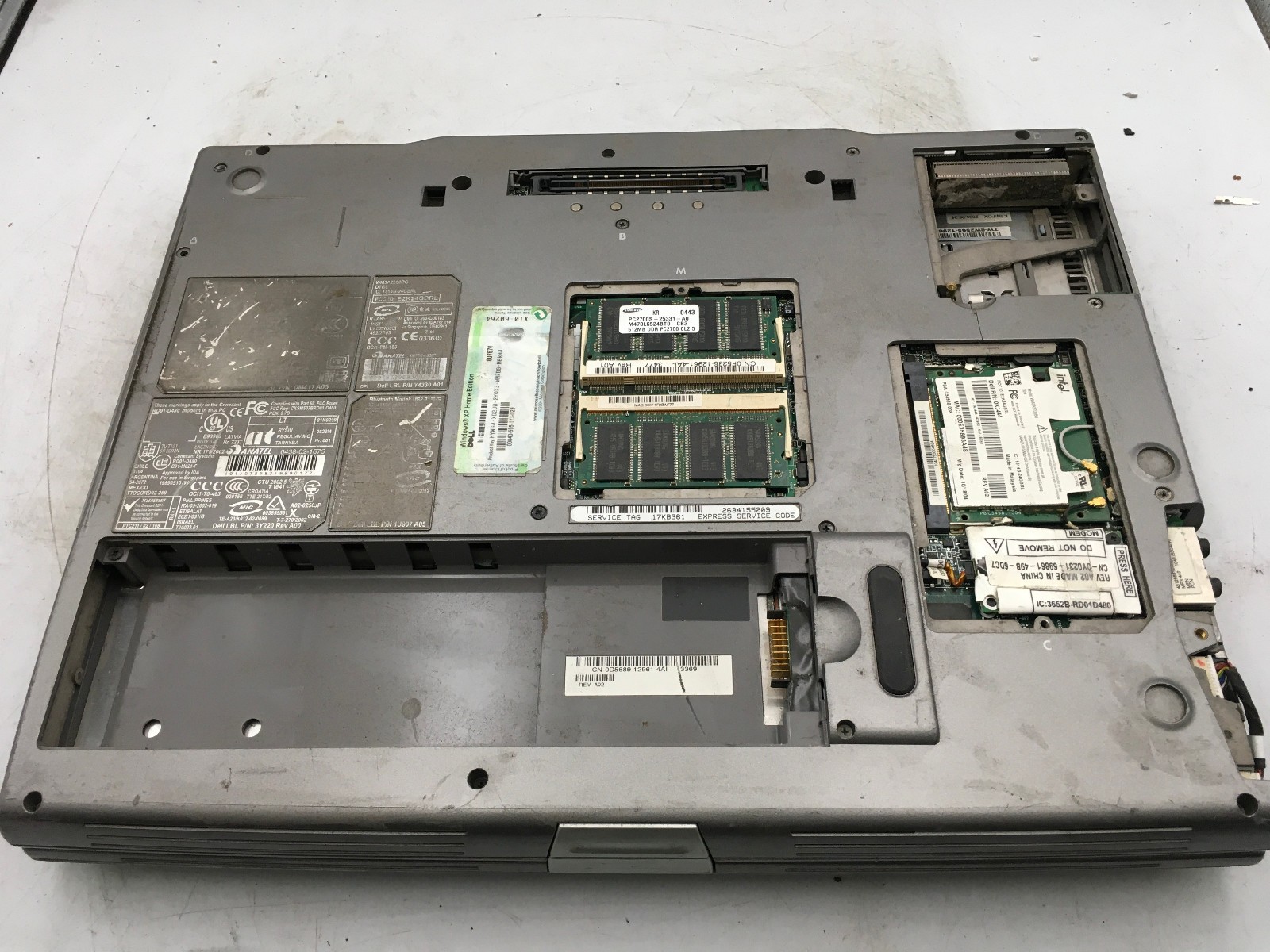DELL INSPIRON 8600 – FOR PARTS – Intel Pentium M – 1GB RAM – READ DESCRIPTION-BB
