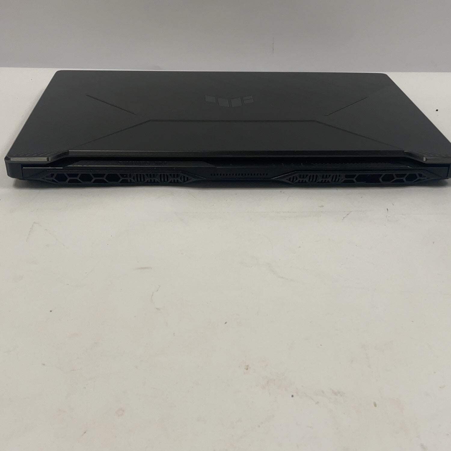 Asus TUF A17 FA706N 17.3″ Ryzen 5 7535HS 8GB RAM 512GB SSD GeForce RTX 2050